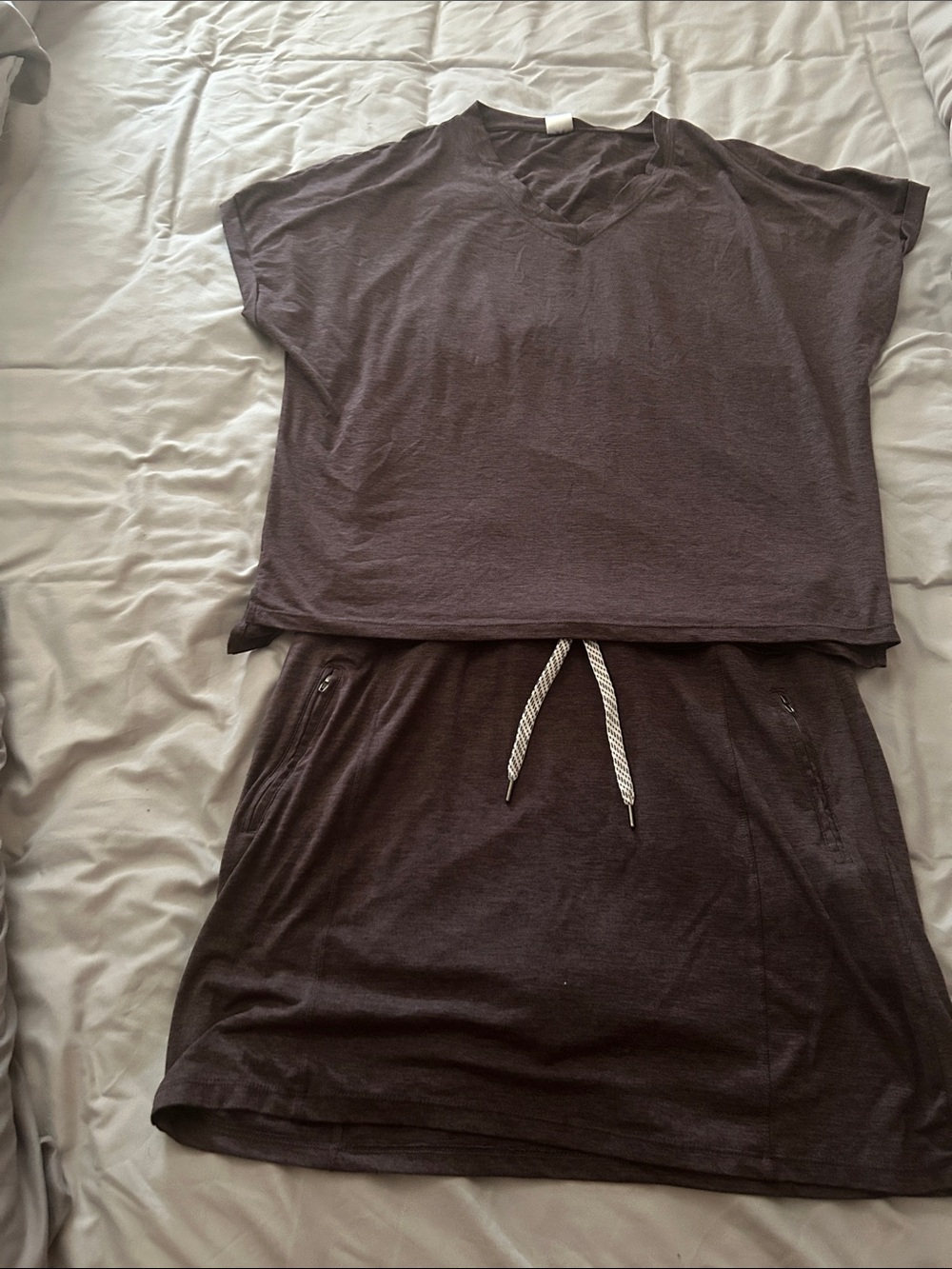 Casual Two-Piece Tee & Drawstring Skort Set - Dark Burgundy